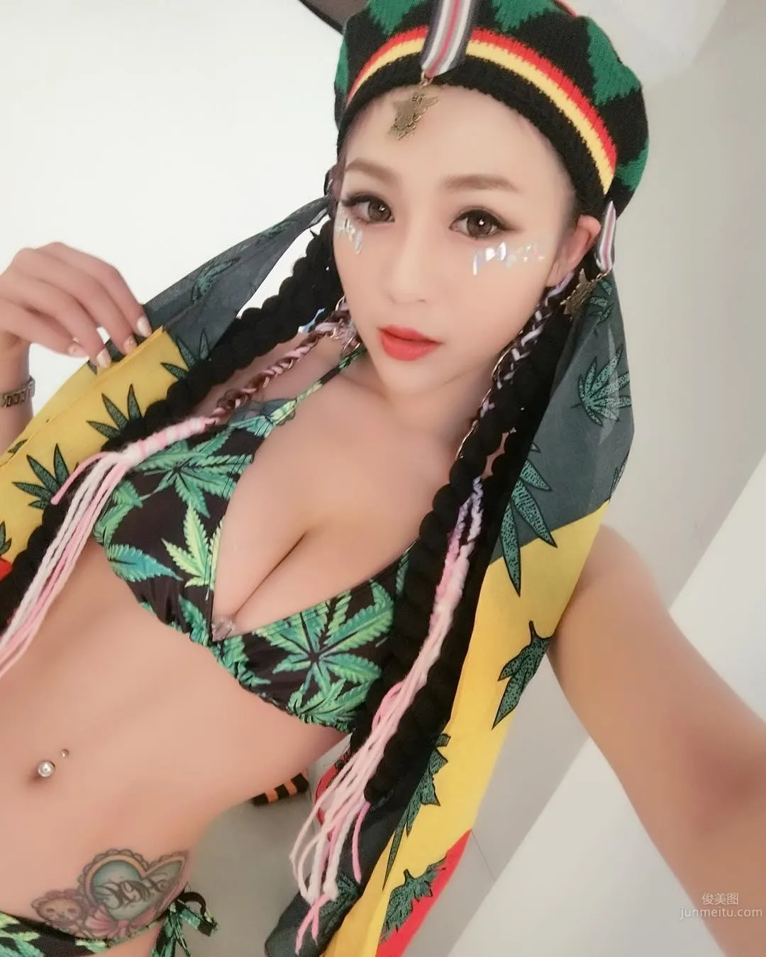 Hot DJ Zhang Weiyun, Evil Angle Hard to Look Directly photo 21