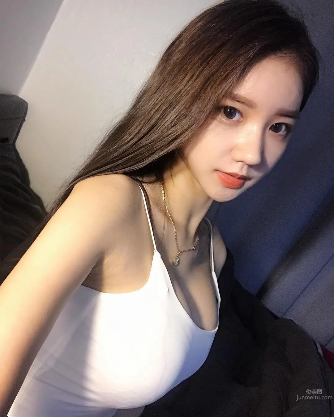 Korean Super Beauty Mi Ryeong Won, Perfect Curves Conquer Netizens photo 38