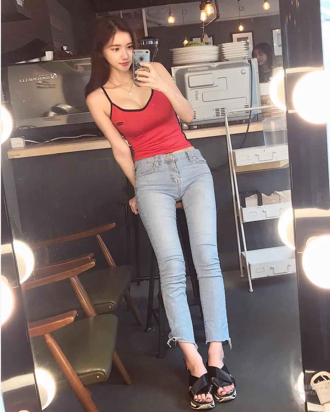Korean Super Beauty Mi Ryeong Won, Perfect Curves Conquer Netizens photo 28