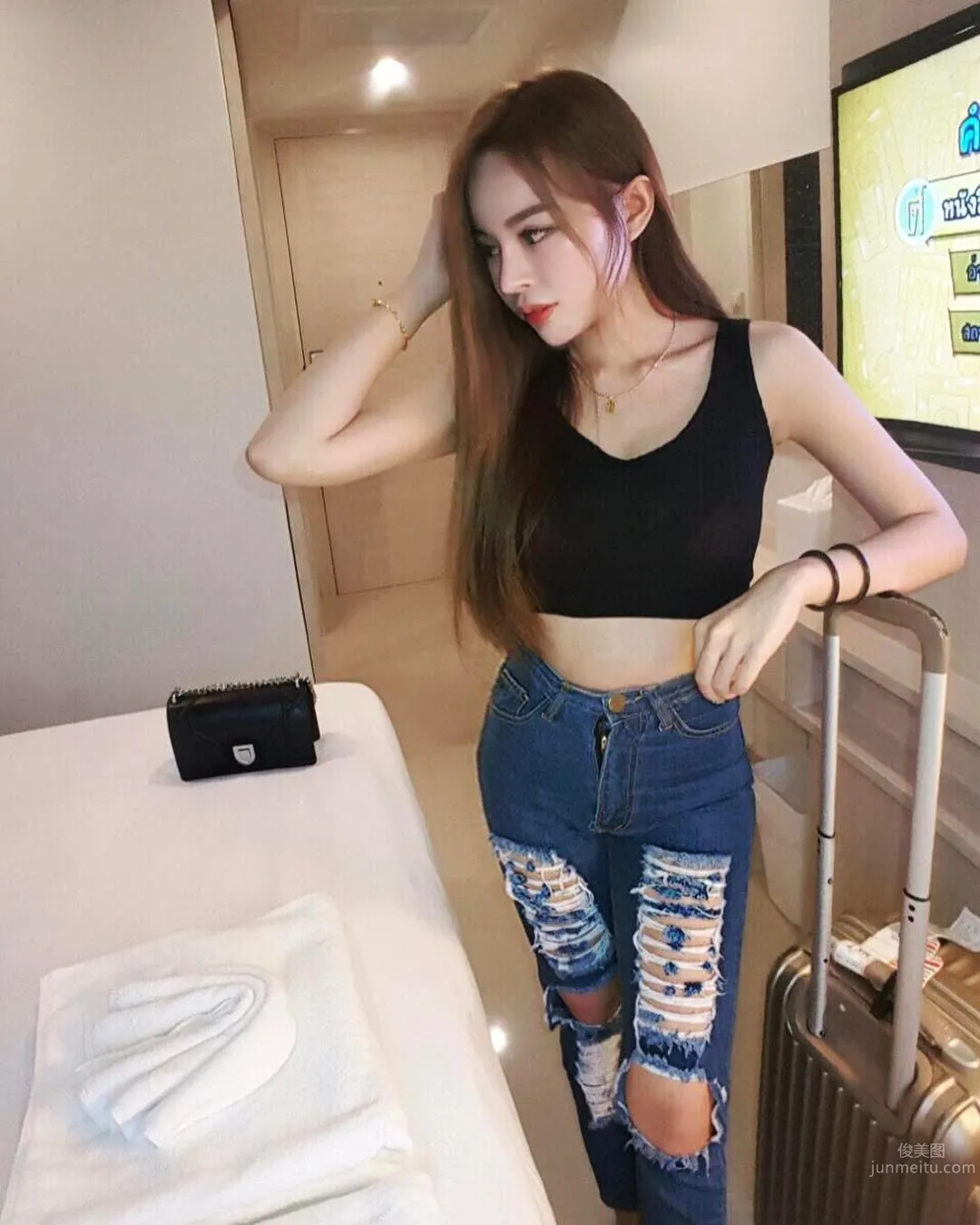 油膩的妹子Carmen Wen 待她長發及腰娶她可好？ 1