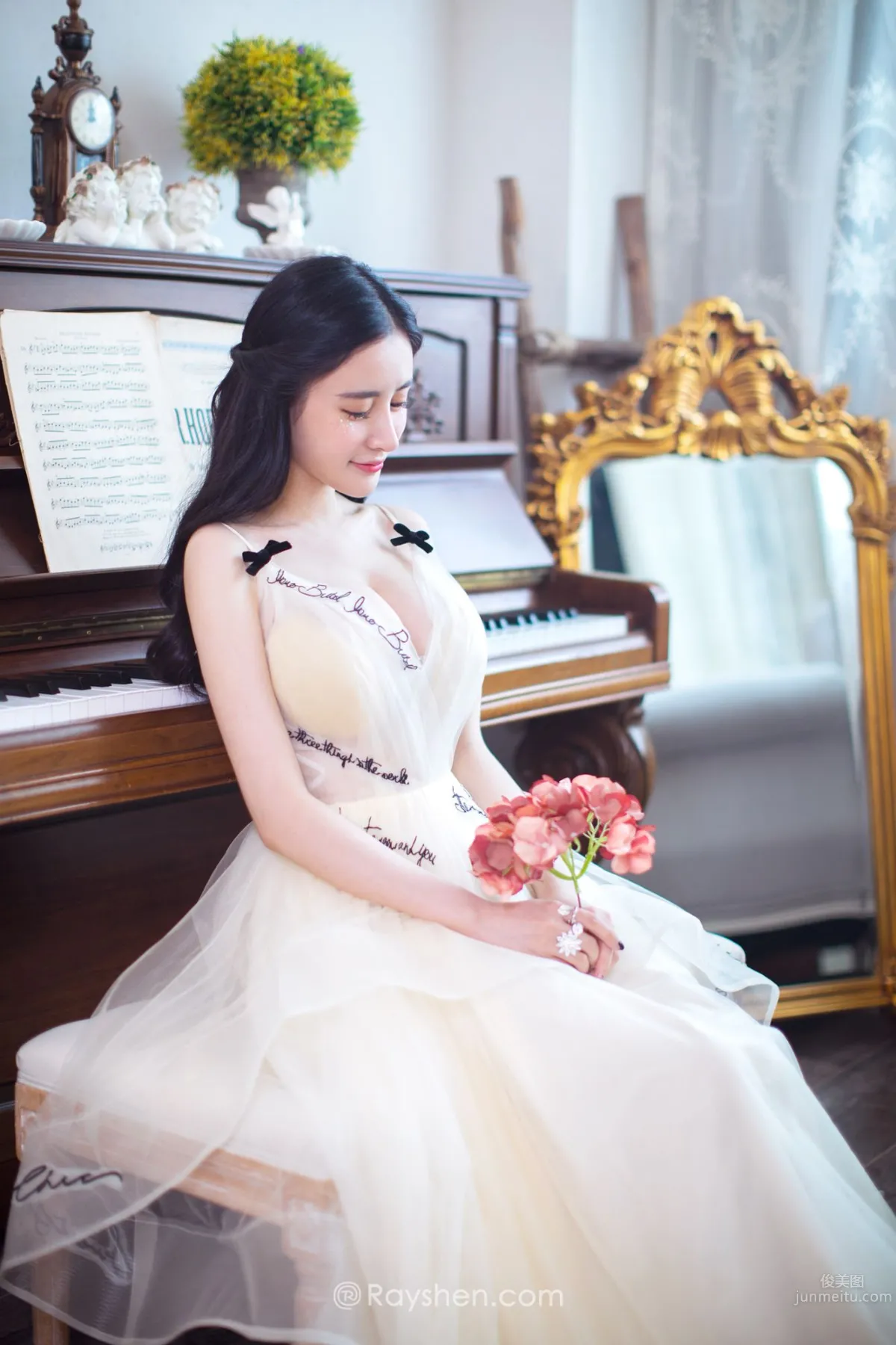 Yao Jiaying Portia Weibo Private Shoot Custom Photo Set photo 2