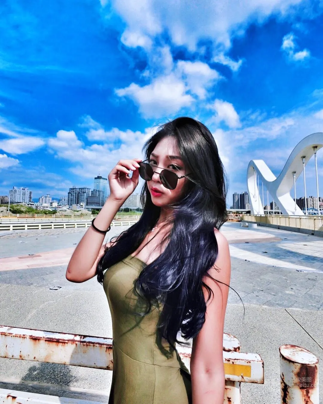 Beauty Blogger Lin Qian, Catching the Tail of Summer photo 28