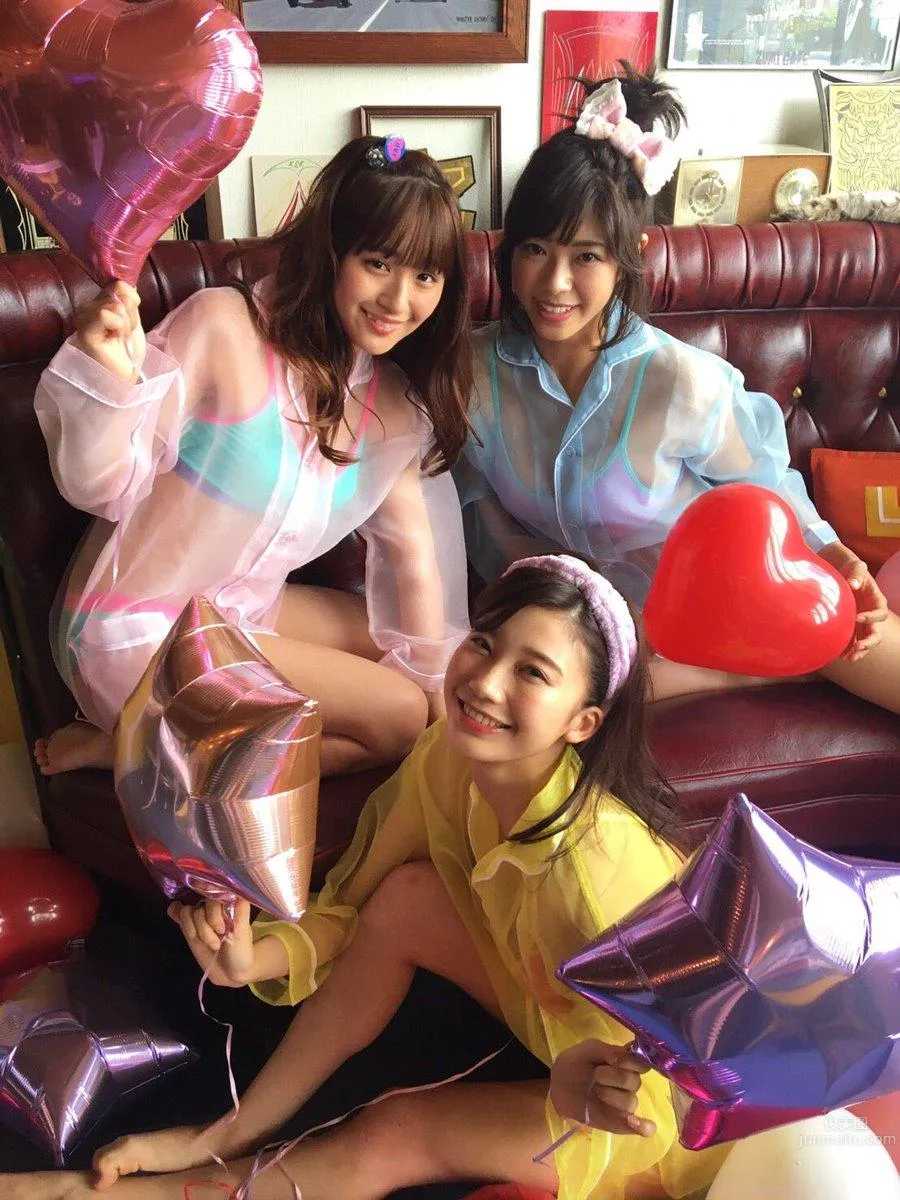 浅川梨奈&小仓优香&和智南 欧派三剑客结成_4