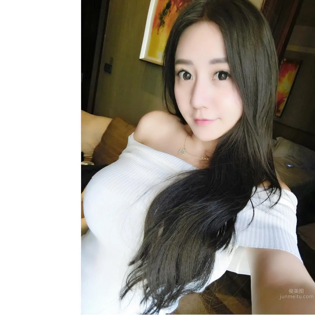 Taiwan Yoga Girl Wang Weiya, Unbelievably Hot Figure photo 1