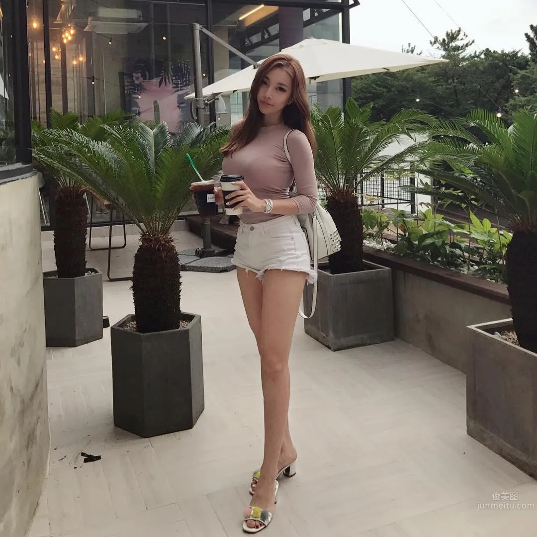 Fitness Model Go Da Yeon, Top S-Class Headlight Figure photo 39