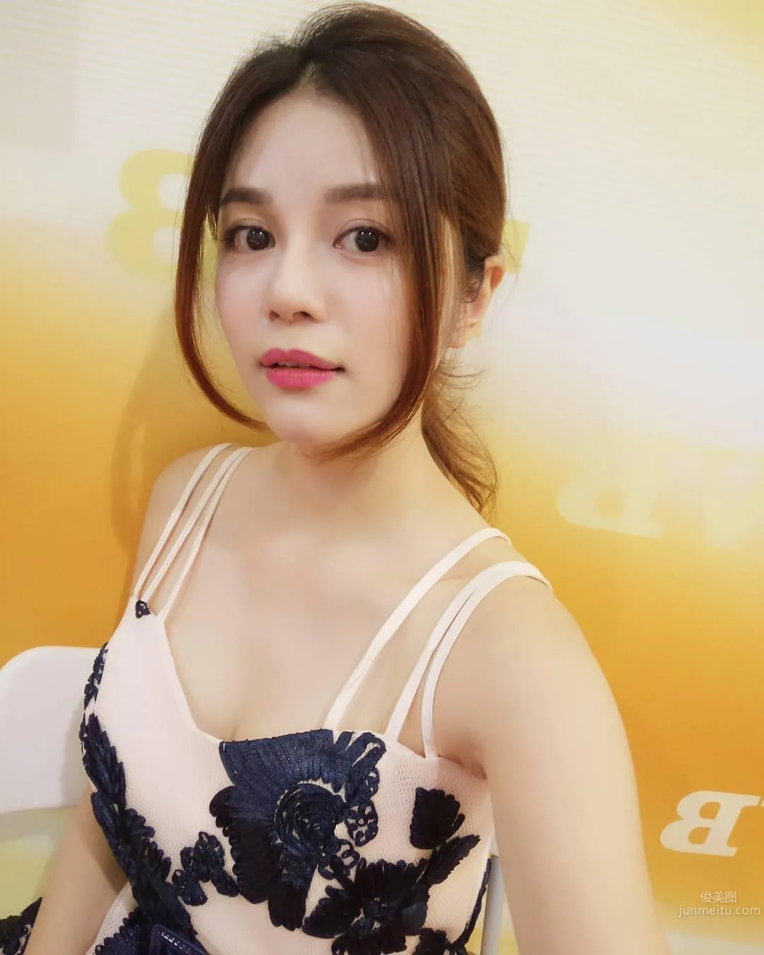 知性美人陈洁玲 日渐成熟的Ig私房照_6