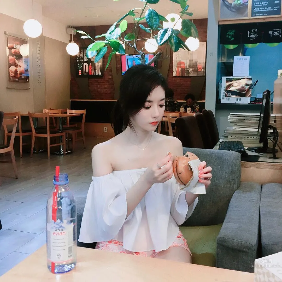 南韓J杯人妻韓申穎 Ig最新私房美照 15