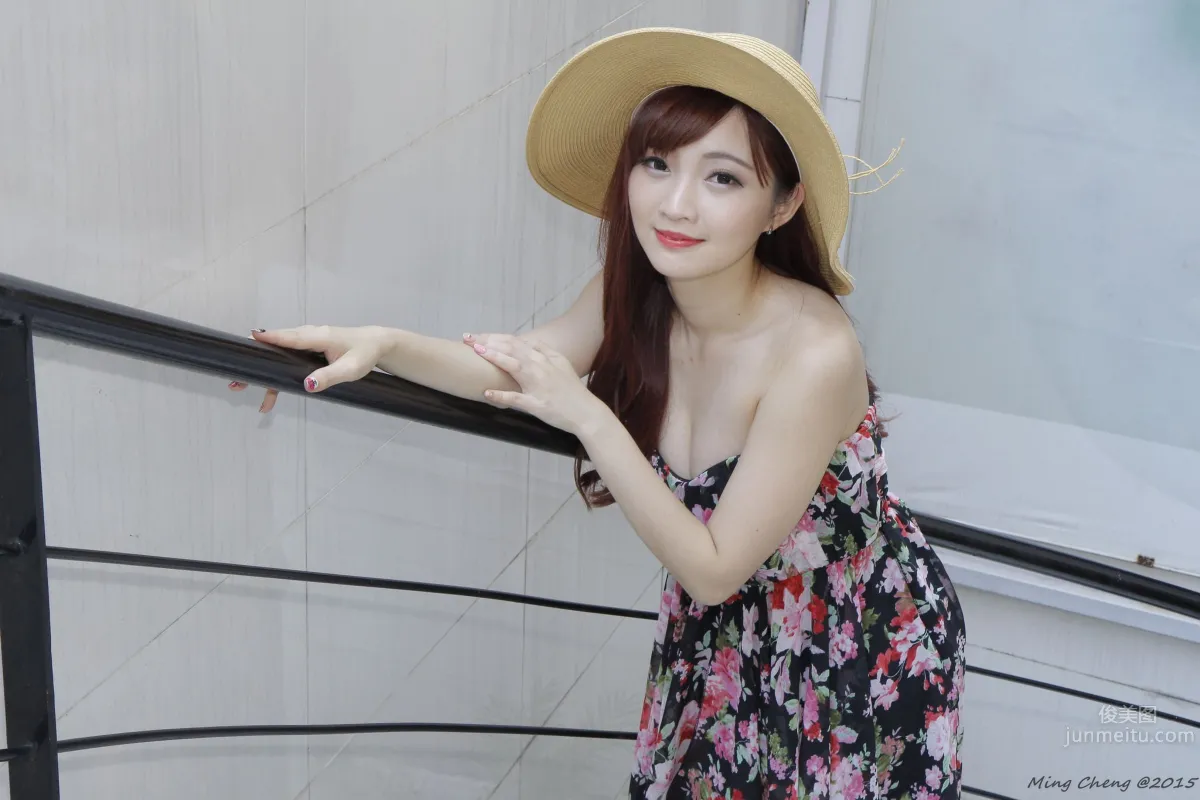菲菲- 成熟女人寫真系列之杏化含露 28
