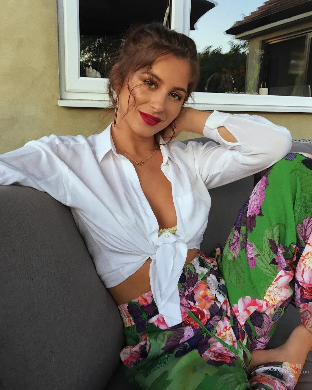 Hot Makeup Artist Georgia Heath, Enviable Proud Figure photo 34