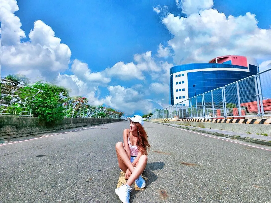 Beauty Blogger Lin Qian, Catching the Tail of Summer photo 20
