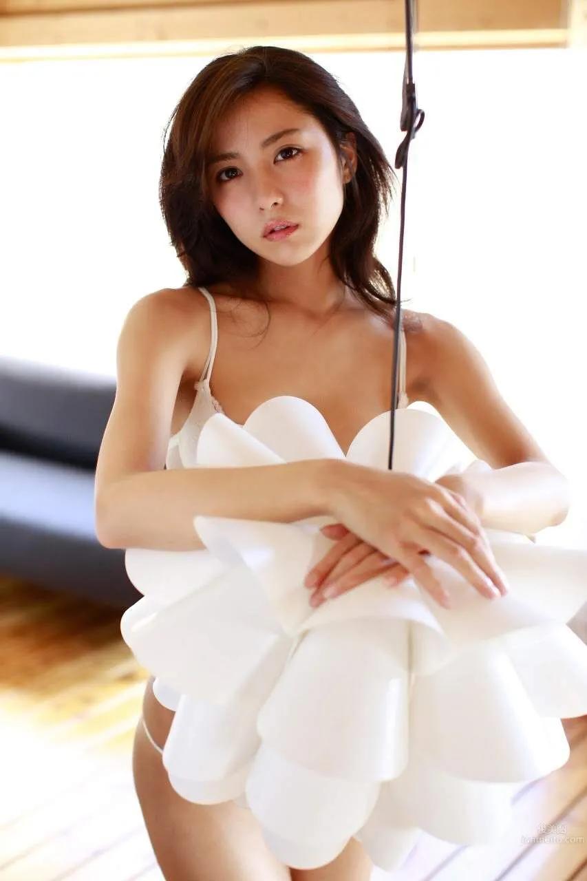 Bronze Little Devil Ren Ishikawa, A Wild and Slender Beauty photo 181