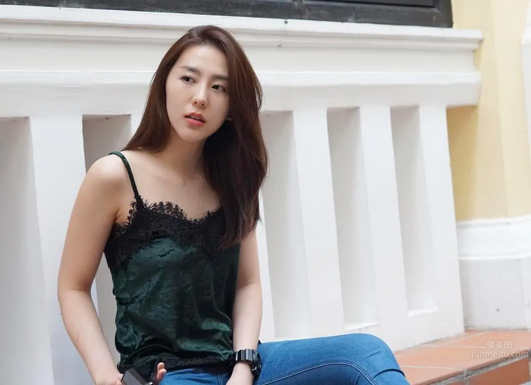 Malaysian Beauty Wang Yumei, Gorgeous Face and White Teeth photo 14