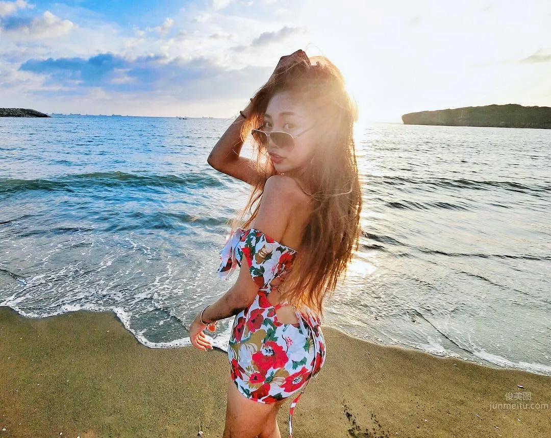 Beauty Blogger Lin Qian, Catching the Tail of Summer photo 13