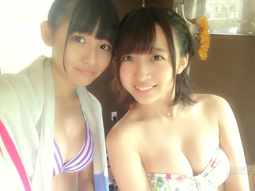 千年一遇淺川梨奈 攜手渡邊幸愛姐妹戲水 2