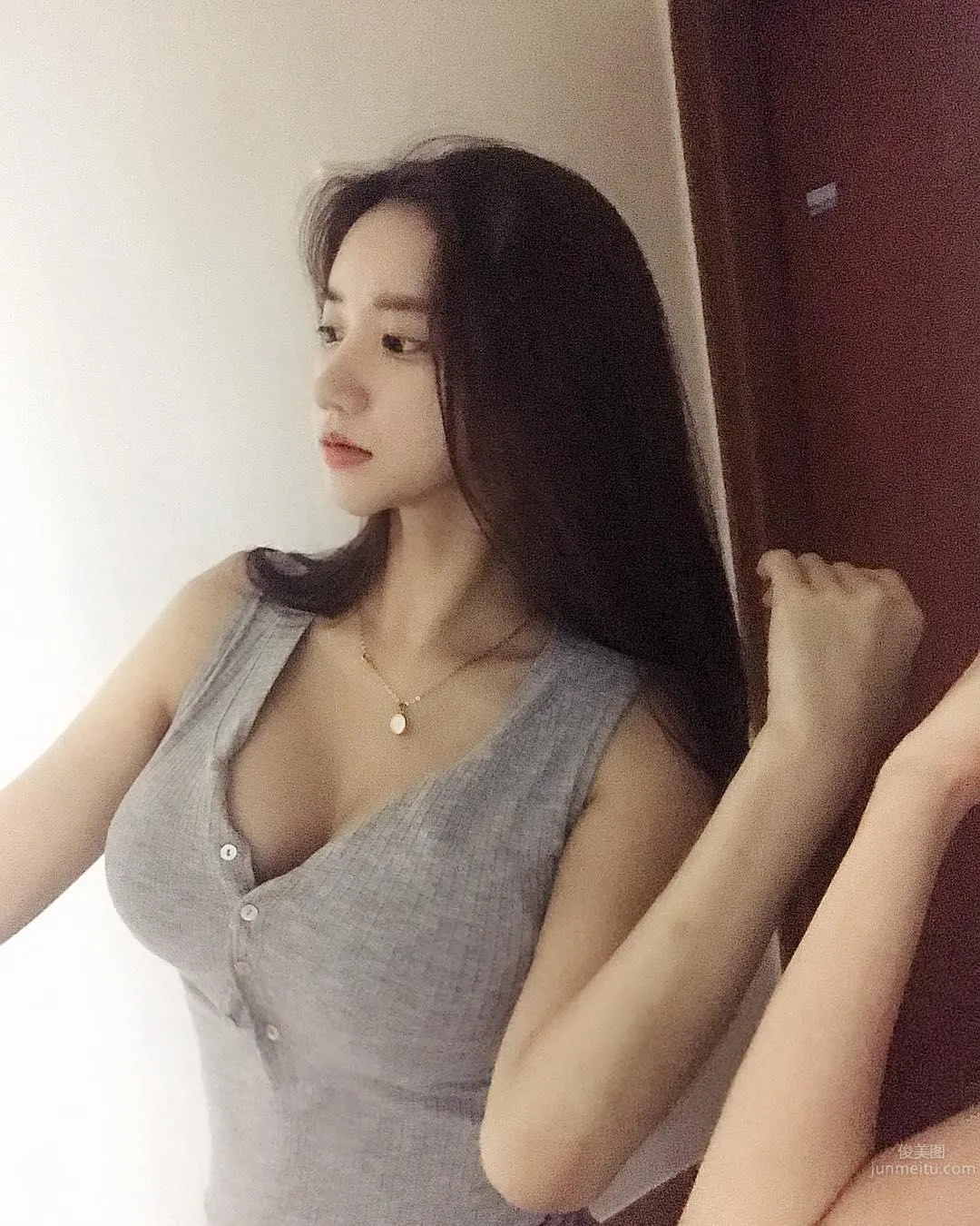 Korean Super Beauty Mi Ryeong Won, Perfect Curves Conquer Netizens photo 31