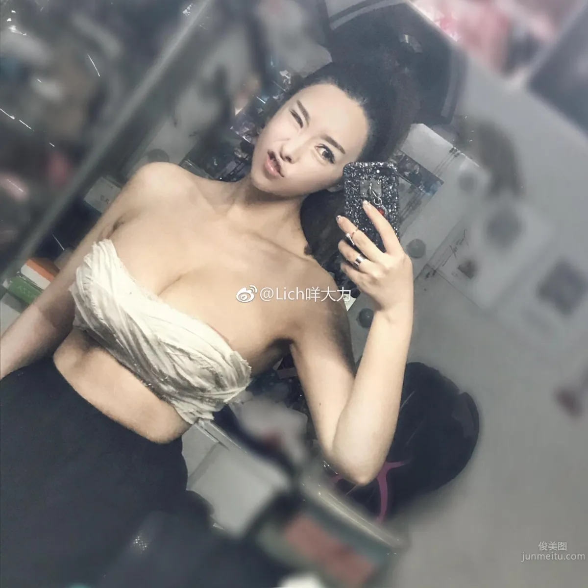 Beauty Host Lich Miedali, Passionate Cos Beautiful Photos photo 37