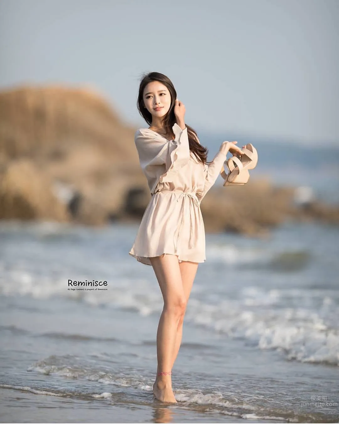 Korean Racing Model So Lee, the Focus of Attention at the Auto Show photo 13