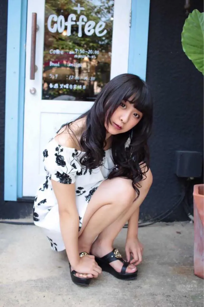 Pure Girl Naomi Majima, Big Mole on Chest Makes Her Lovable photo 30