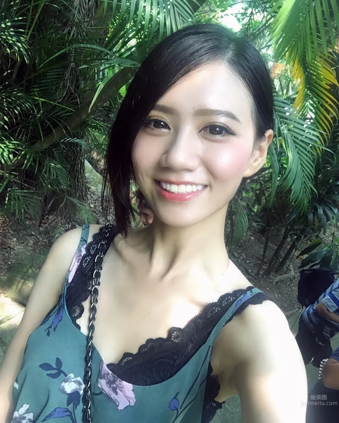Love Generator janice Jiajia, Watery Big Eyes and Fair Figure photo 2