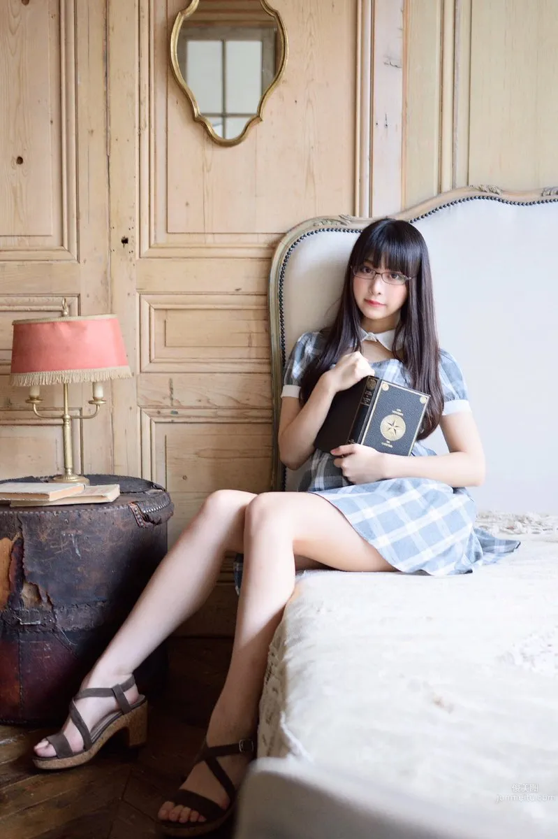 Pure Girl Naomi Majima, Big Mole on Chest Makes Her Lovable photo 9