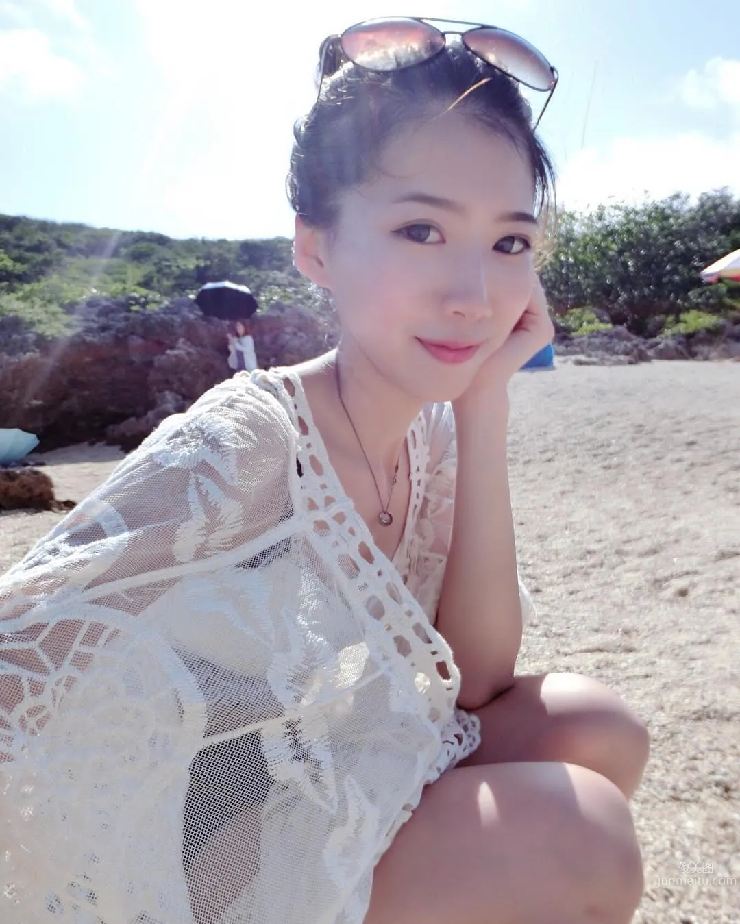 文藻大學正妹劉雨芩 低胸泳裝長腿好誘人 2