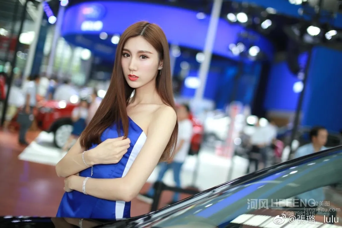 Long-Legged Beauty Zhang Lu lulu Weibo Elegant Private Shoot photo 14