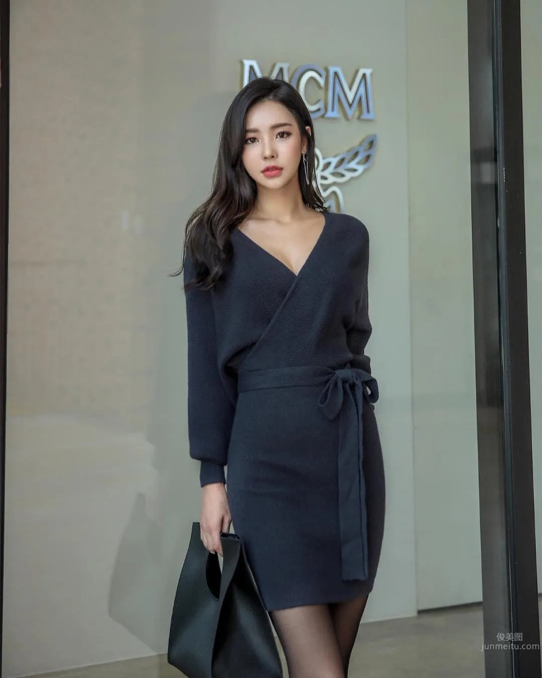 Korean Online Shop Model Park Da Hyun, Tall and Elegant photo 31