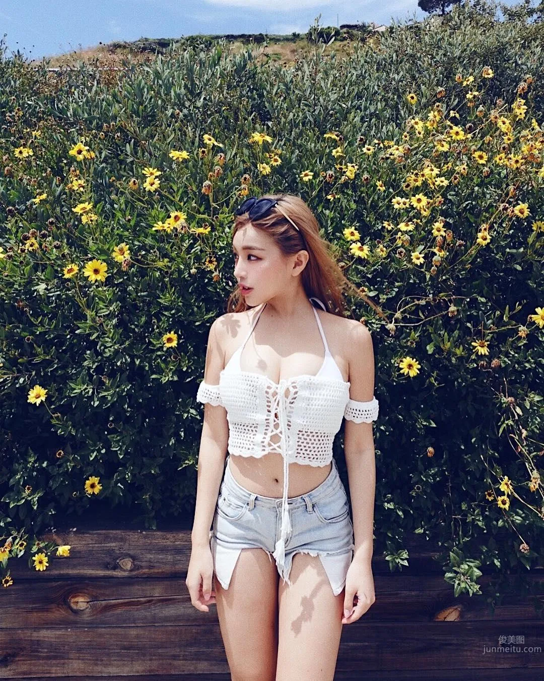 Taiwan Cute Girl Huang Lin Latest Playful Instagram Private Shoot photo 13