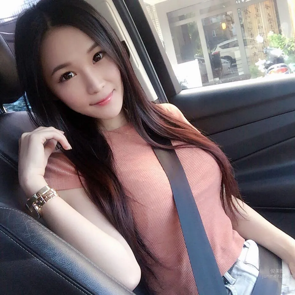 音樂才女已為人妻！超辣身材讓網友都羨慕老公 8