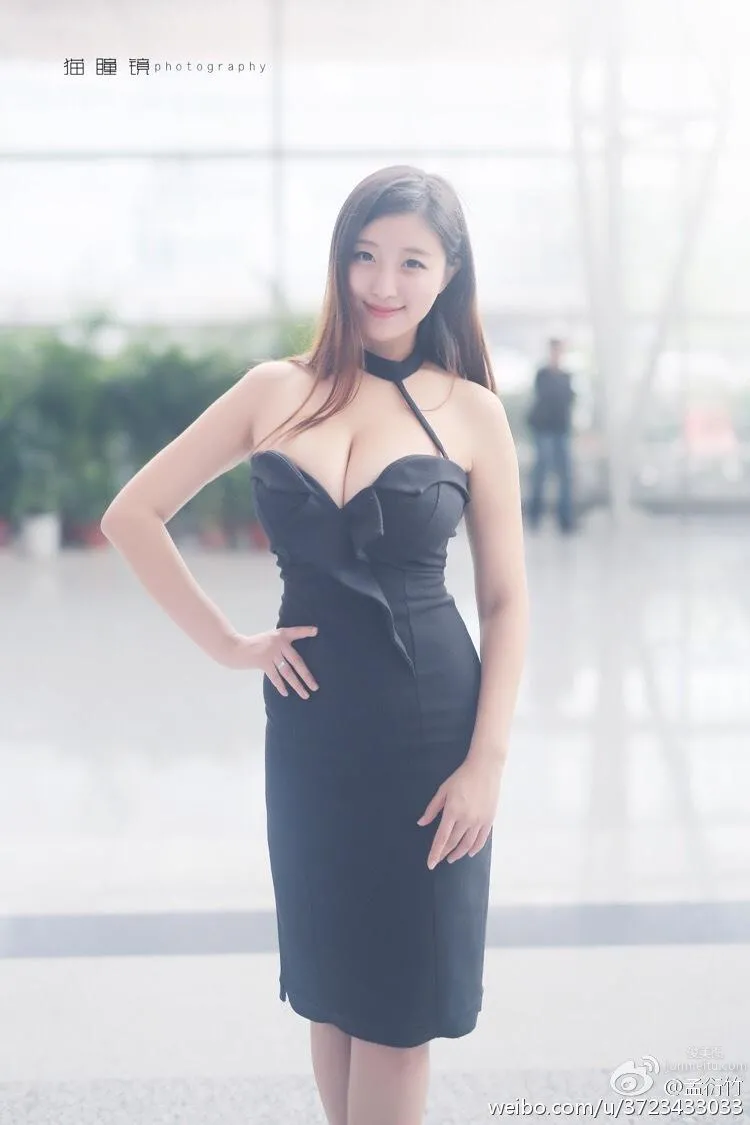 金杯妹妹孟衍竹 75F震撼私房照 12