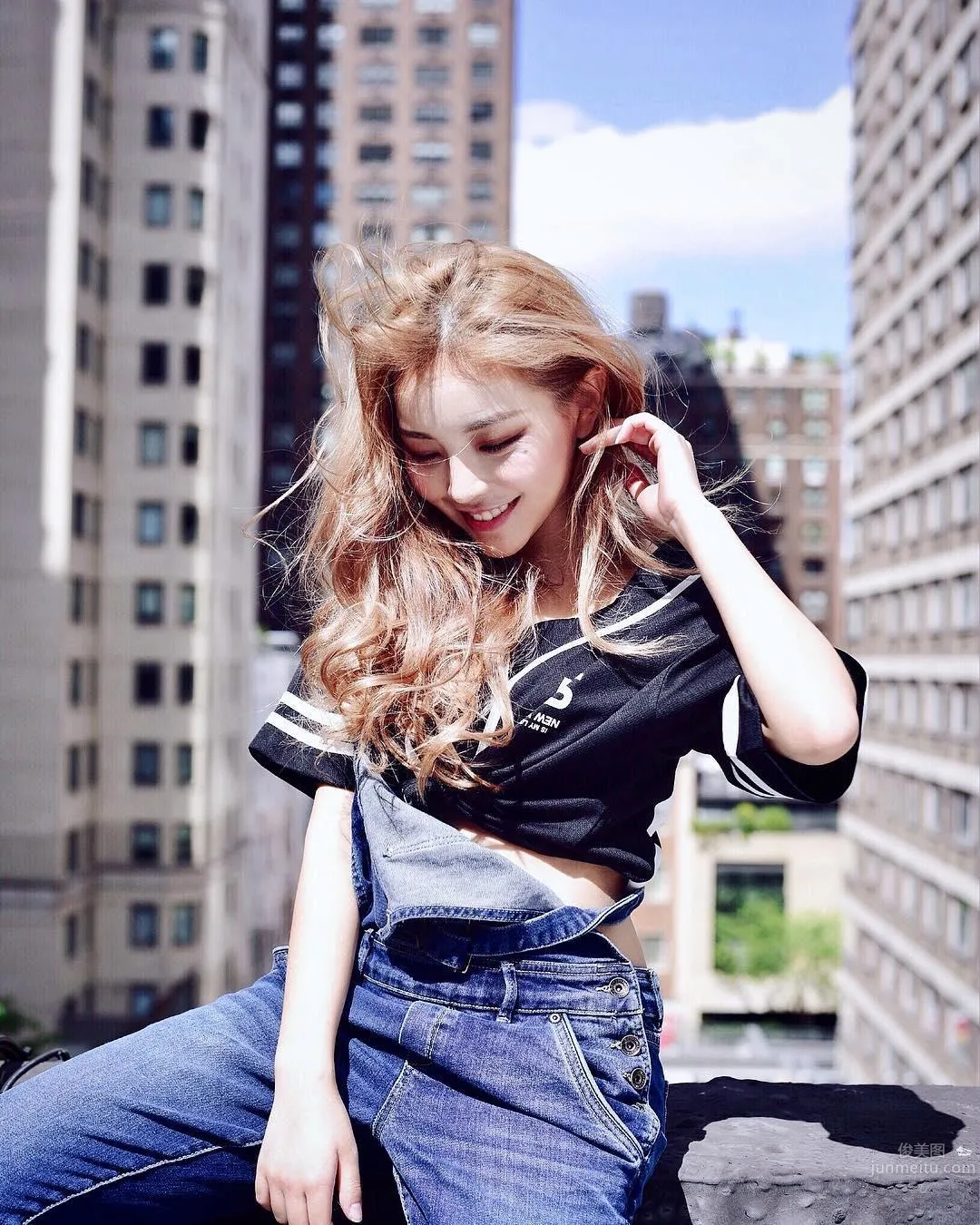 Taiwan Cute Girl Huang Lin Latest Playful Instagram Private Shoot photo 10