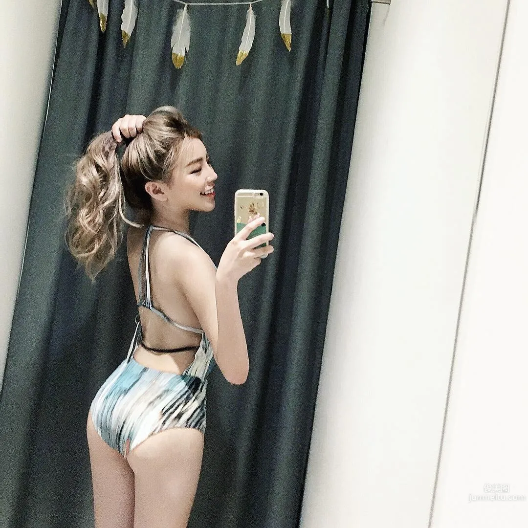 Taiwan Cute Girl Huang Lin Latest Playful Instagram Private Shoot photo 21