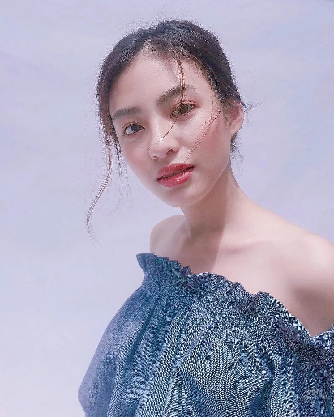 越南清新麻豆！阳光灿笑狂飘女神味_1