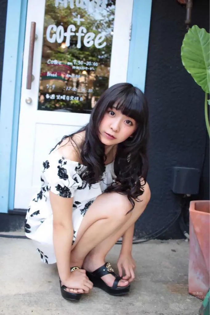 Pure Girl Naomi Majima, Big Mole on Chest Makes Her Lovable photo 29