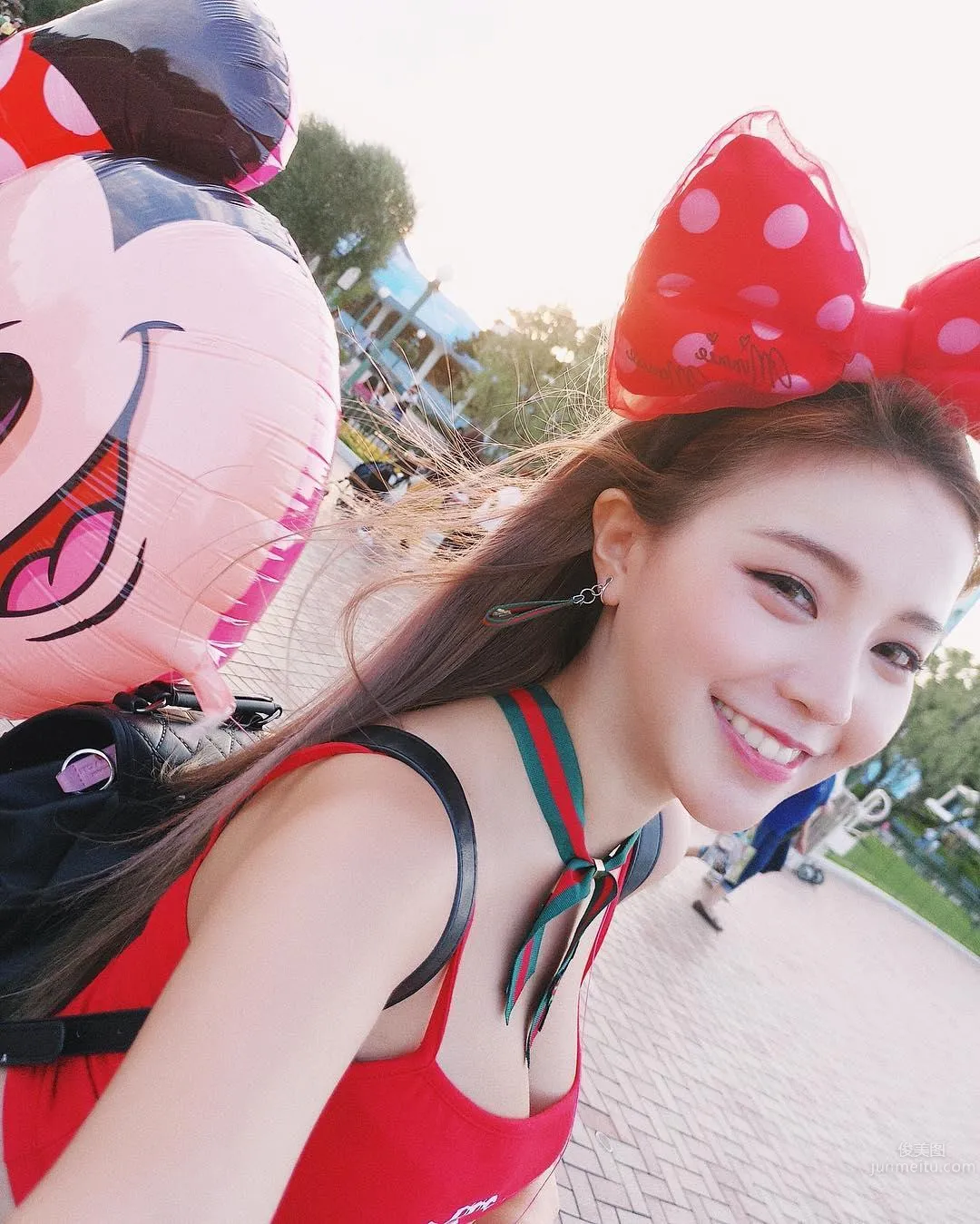 Taiwan Cute Girl Huang Lin Latest Playful Instagram Private Shoot photo 33