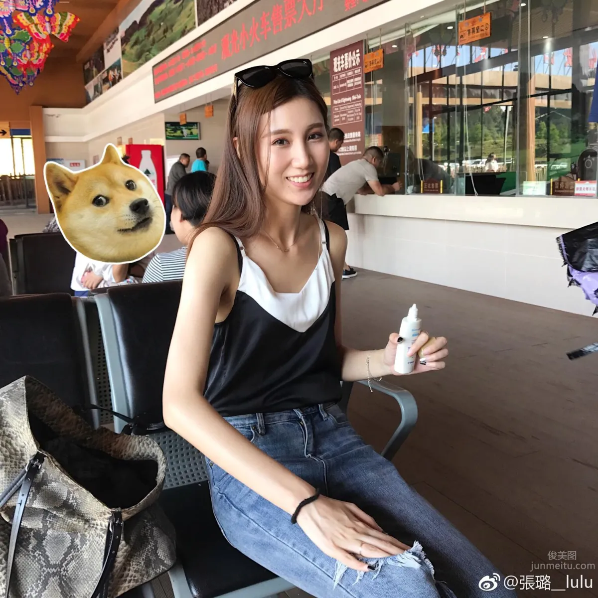 Long-Legged Beauty Zhang Lu lulu Weibo Elegant Private Shoot photo 12
