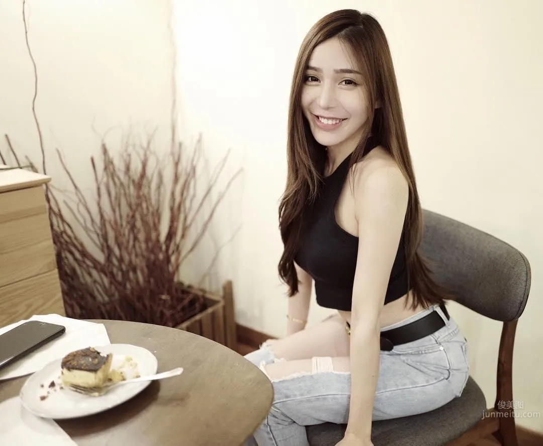 Malaysian Beauty Boss Lady Amanda Seet's IG Private Shoot Beautiful Photos photo 20