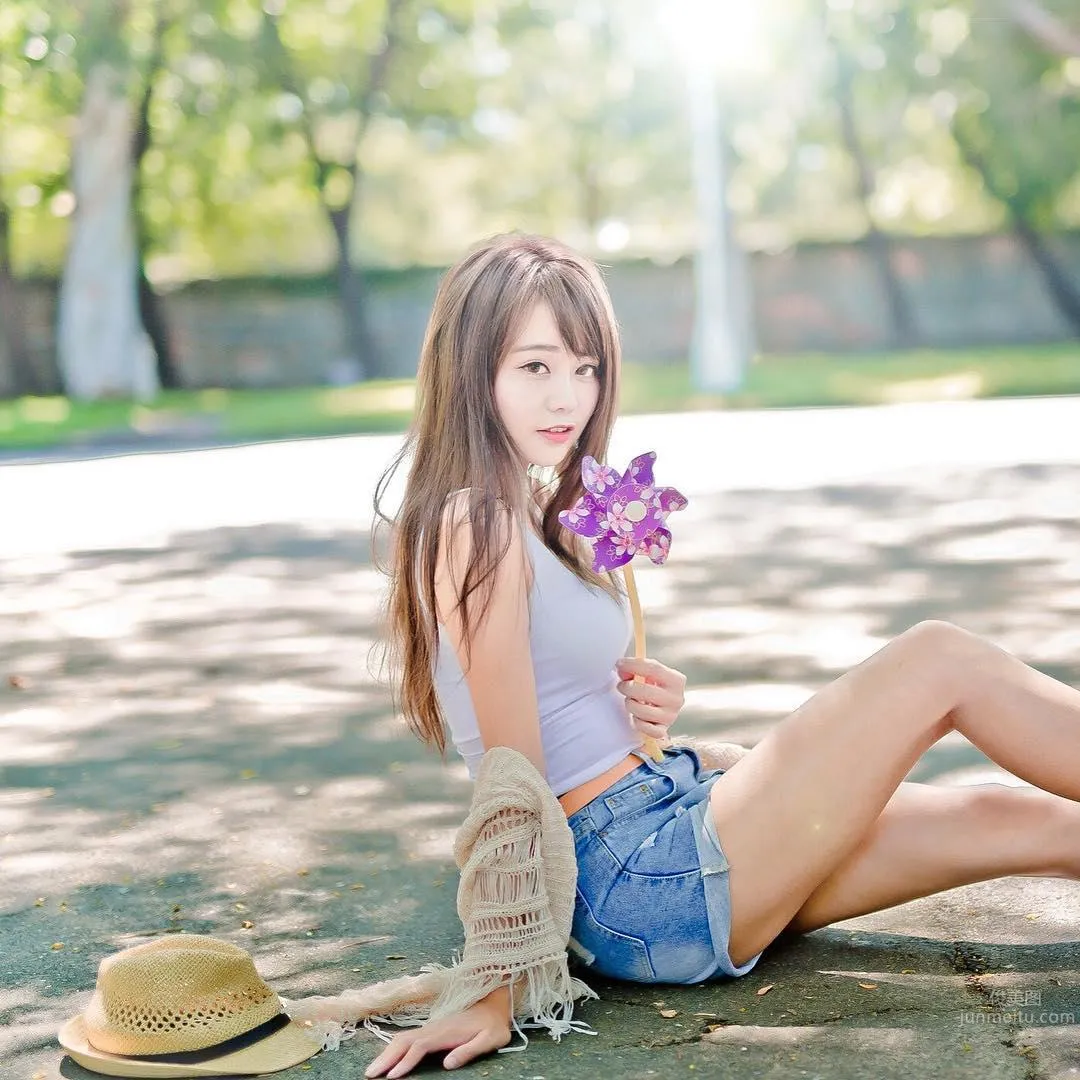 Happy Company! Female Colleague Candy Sun "So Beautiful It's Unreal" photo 5