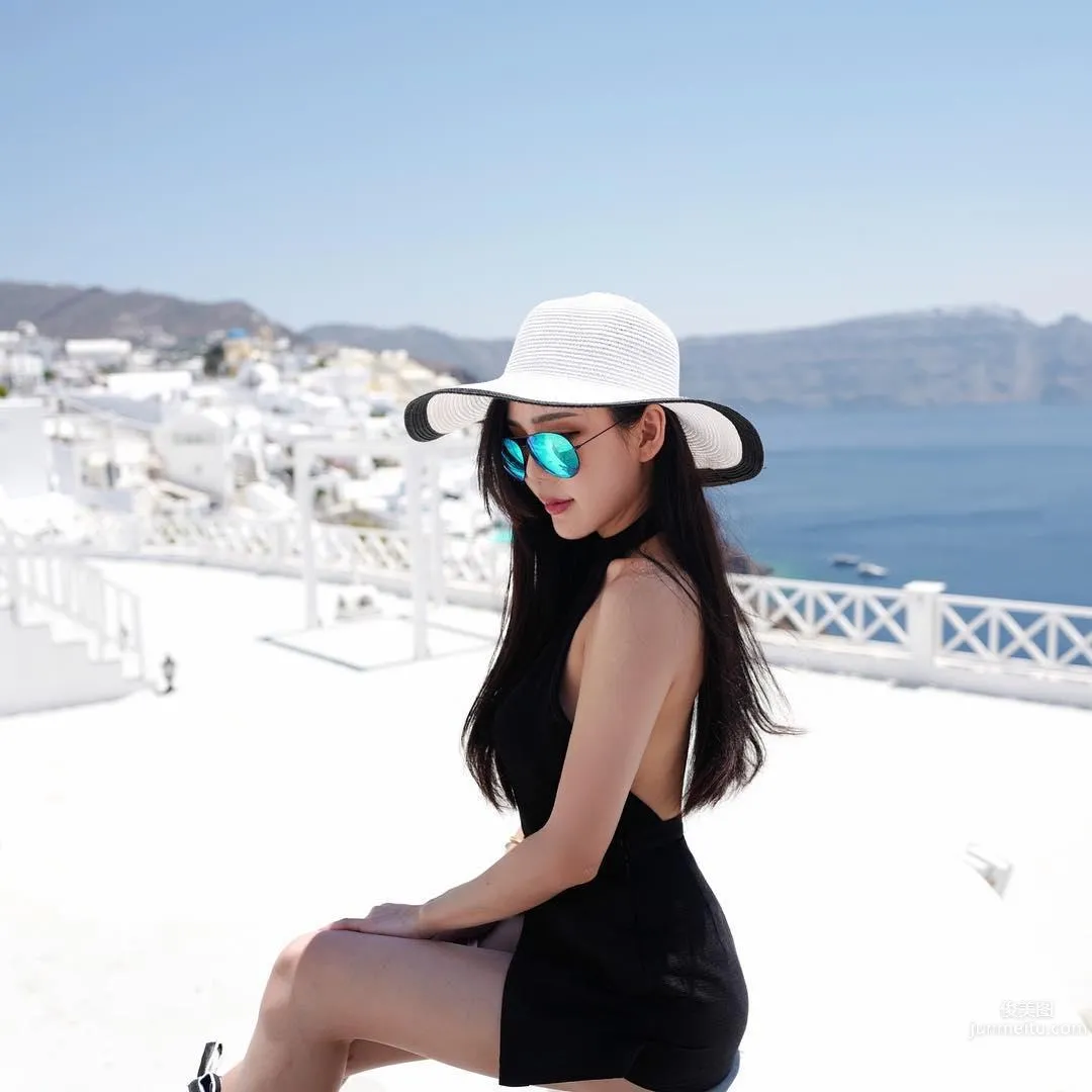Malaysian Beauty Boss Lady Amanda Seet's IG Private Shoot Beautiful Photos photo 13