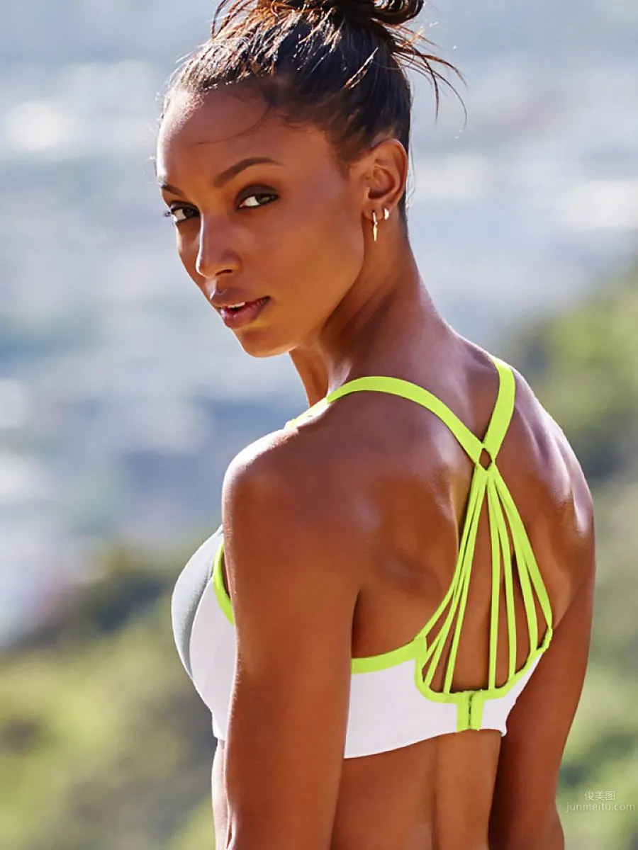 Jasmine Tookes - 2016 Victoria's Secret 2 photo 30