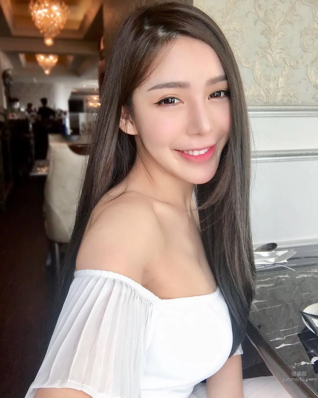 Malaysian Beauty Boss Lady Amanda Seet's IG Private Shoot Beautiful Photos photo 21