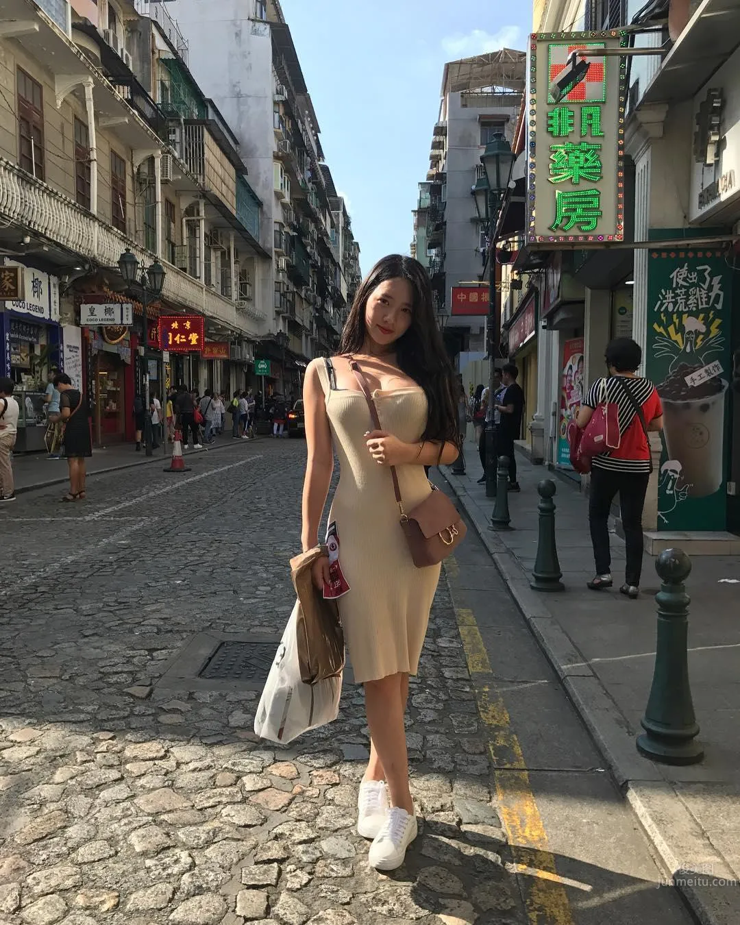 神到了！表特極品素人，上上下下凹凸有型！ 22