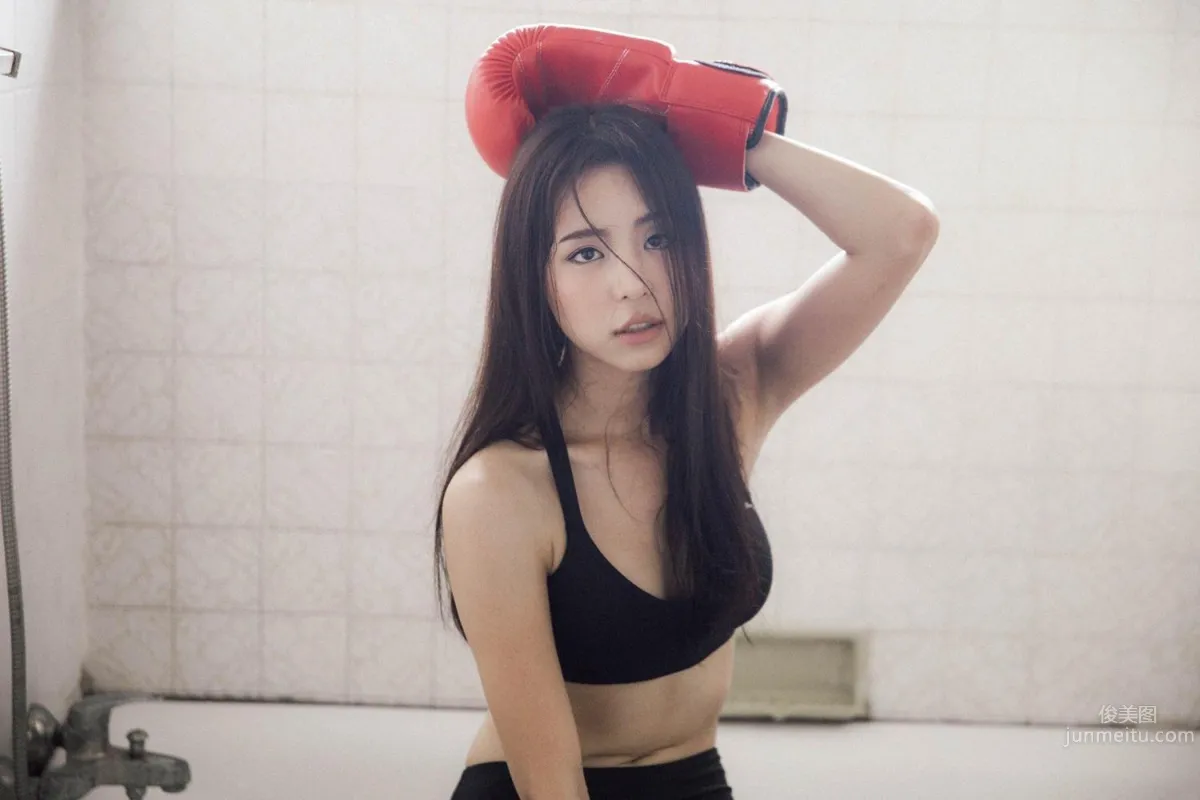 Boxing Beauty Nutrugee Wisawanart, Willing to Be Your Punching Bag for a Lifetime photo 31