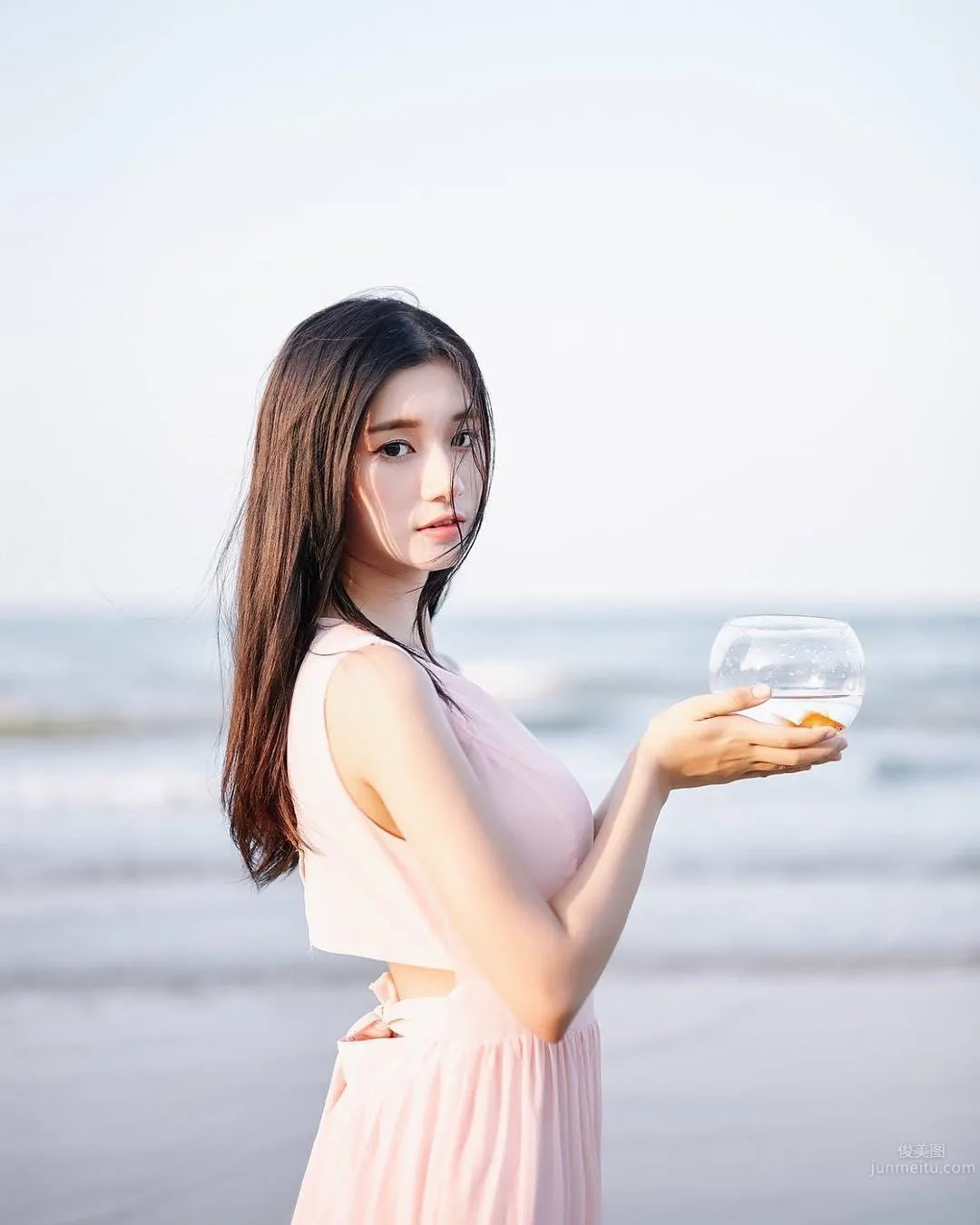 美美的妹子張秋雯 空靈的氣質惹人憐 18
