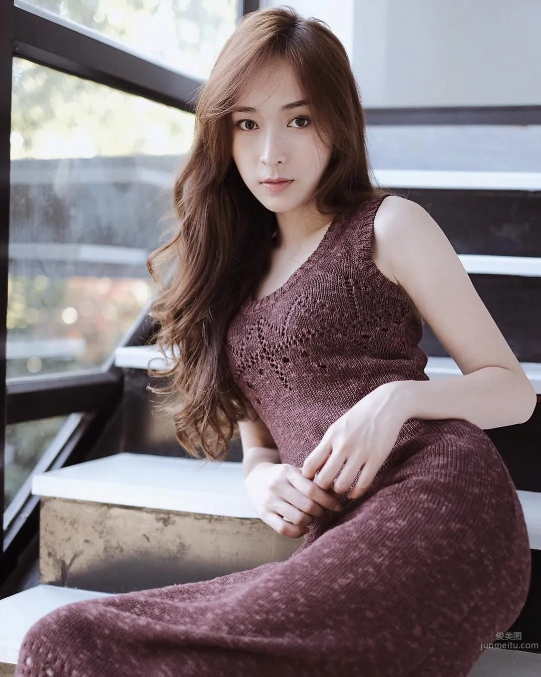 Yoke Oranich - Stunningly Beautiful Thai Girl photo 29