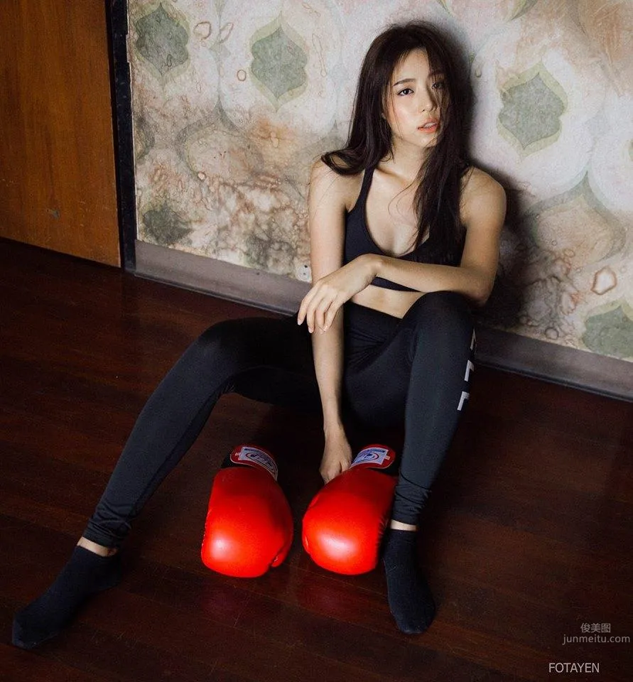 Boxing Beauty Nutrugee Wisawanart, Willing to Be Your Punching Bag for a Lifetime photo 34