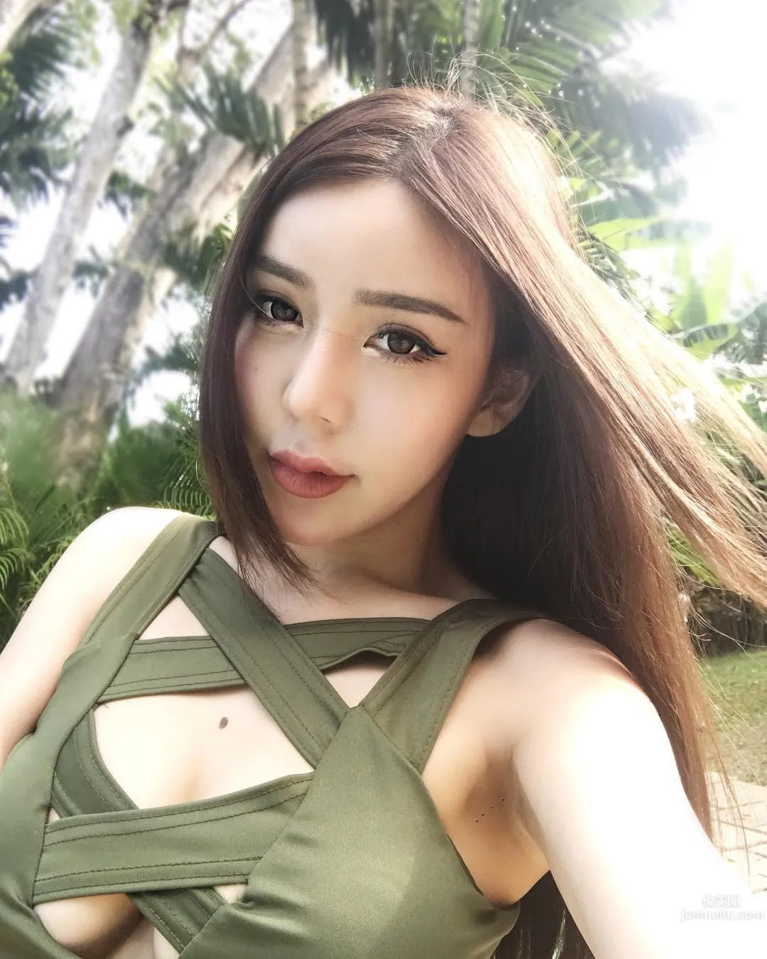 Malaysian Beauty Boss Lady Amanda Seet's IG Private Shoot Beautiful Photos photo 31