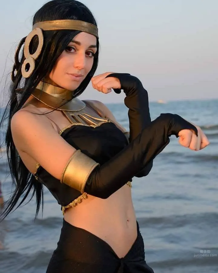 Italian Beauty Ambra Pazzani Classic Cosplay Photos photo 34