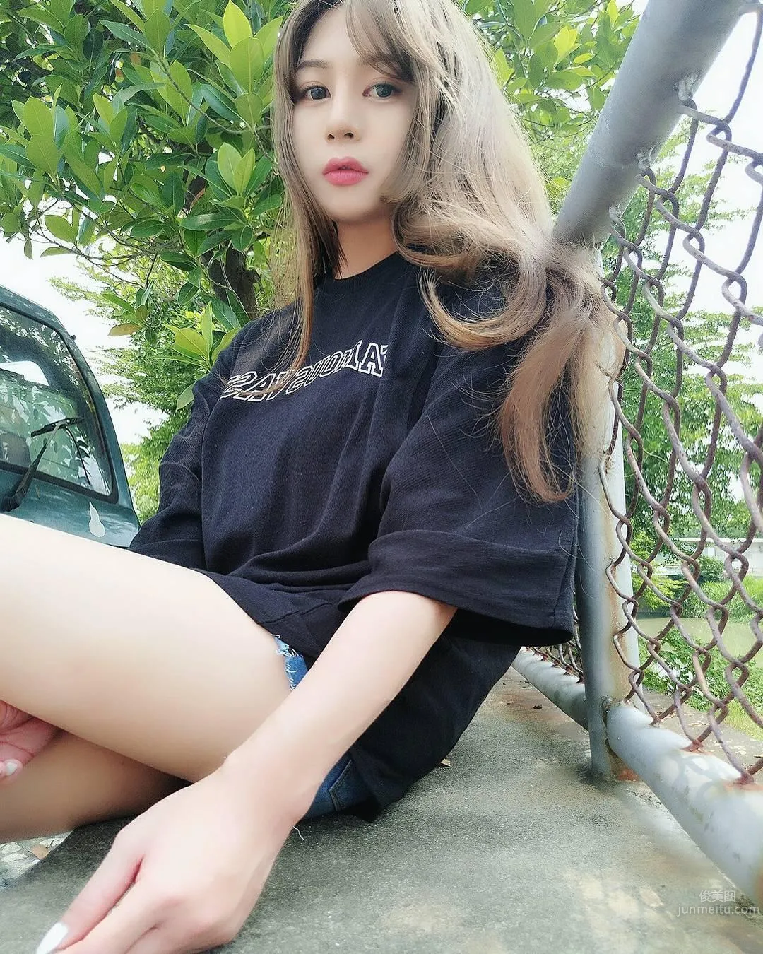 Weng Peiyan's Gaze Is So Cute, Lazy and Charming from a Boyfriend's Perspective photo 18