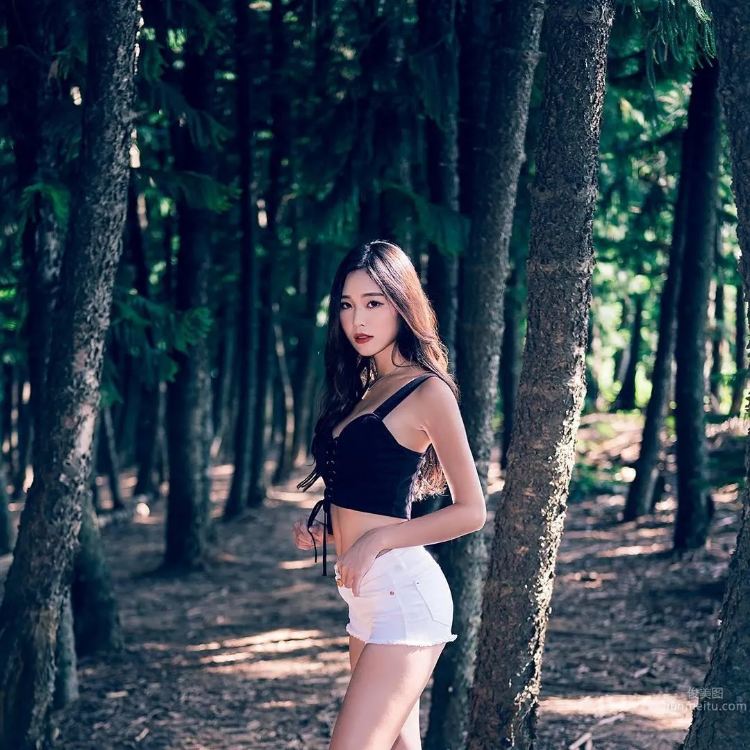 台灣音樂才女黃上晏 骨感系美人四肢纖細 26